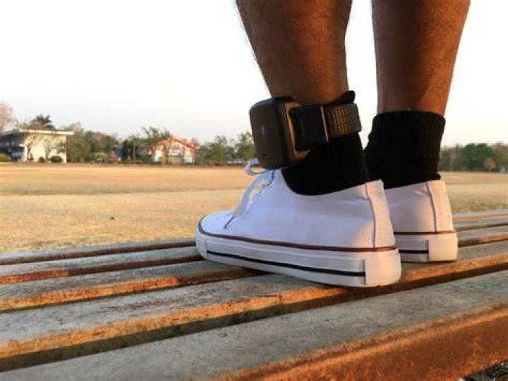 Can you fly with a ankle bracelet?