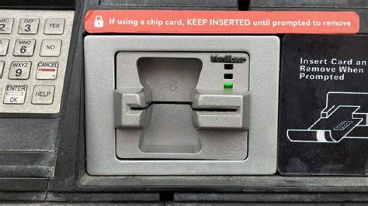 How do RFID readers steal credit card info?