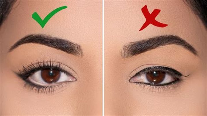 How do you apply eyeliner to hooded eyes?