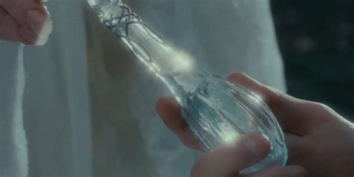 Is the vial of Galadriel a Silmaril?
