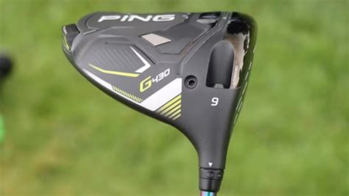 What clubs does John Daly use?
