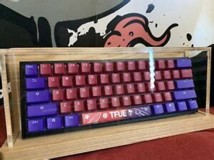 Who uses Ducky keyboards?