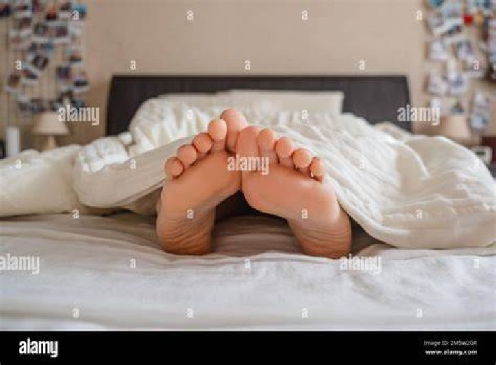 Why are my feet hot under blankets?